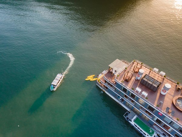 Peut-on trouver une location de vacances aux Philippines avec des cours de plongée et des excursions en bateau?